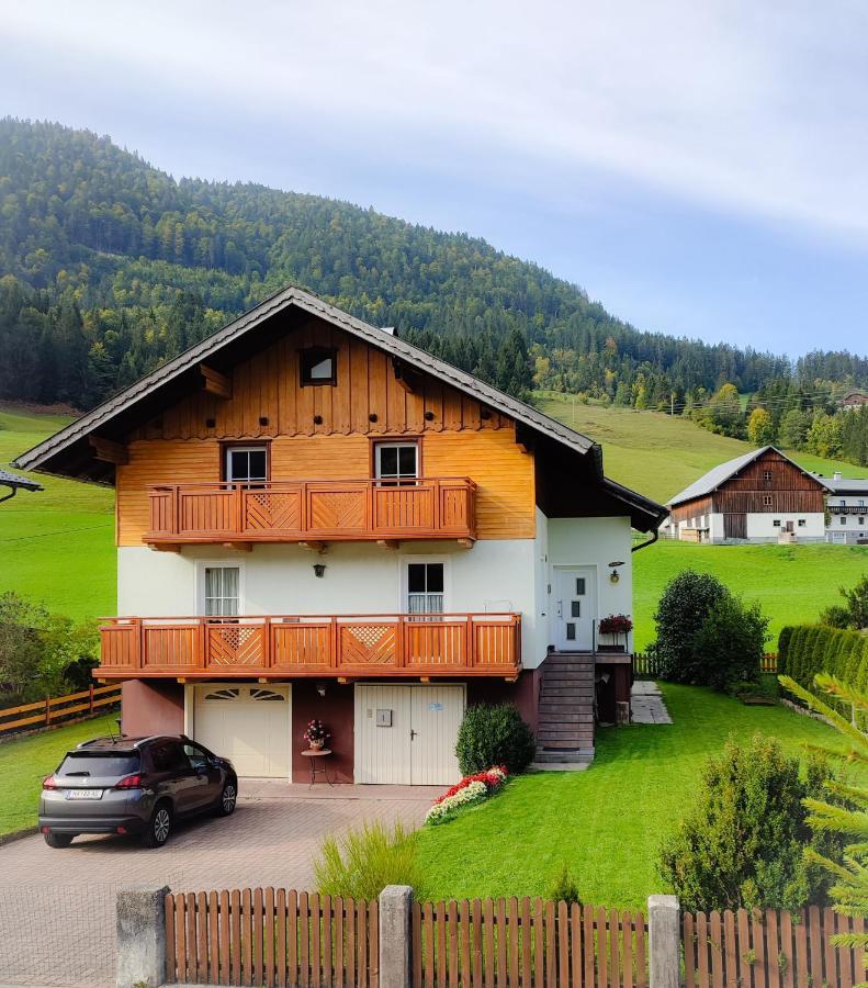 Apartment Bergfeeling Russbach am Pass Gschütt Extérieur photo